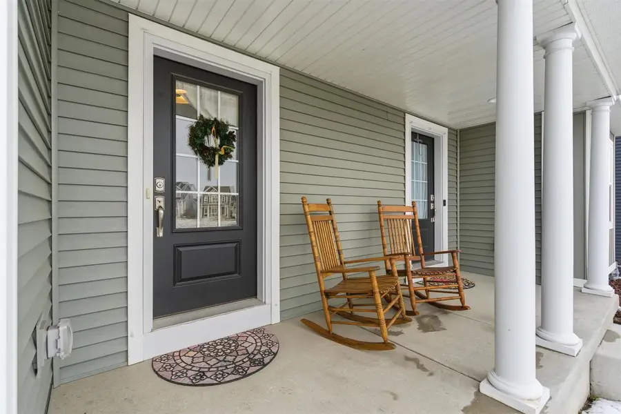 629 Hillcrest Drive, Waunakee, WI 53597 - #3