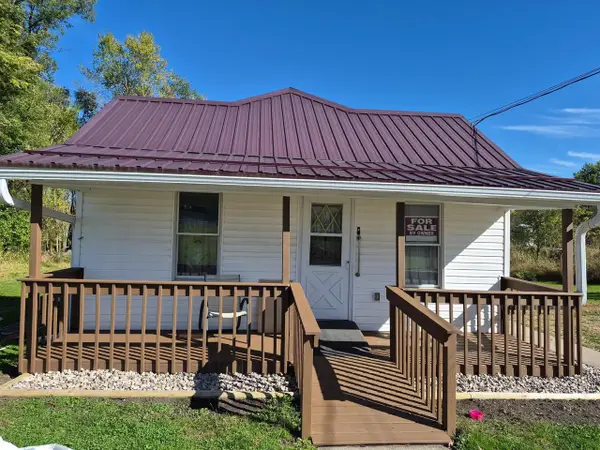 110 3rd Street, Elroy, WI 53929