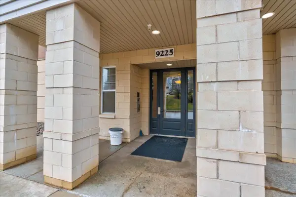 9225 Crosswinds Lane #304, Verona, WI 53593