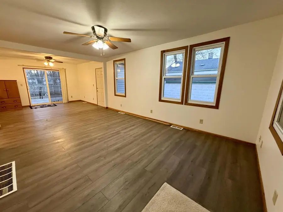 835 E Homeland Court, Beloit, WI 53511 - #3