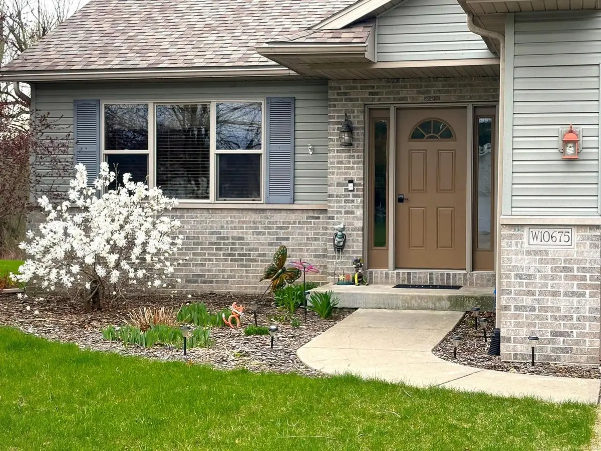 W10675 Wildenberg Drive, Lodi, WI 53555 - #1
