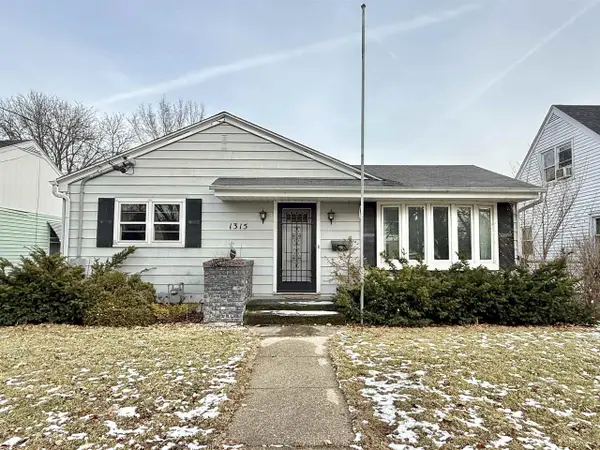 1315 Hackett Street, Beloit, WI 53511