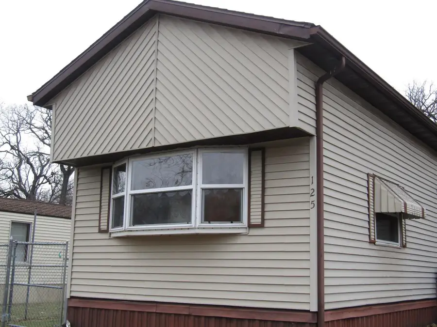 125 Falling Creek Circle #125, Janesville, WI 53548 - Image #3