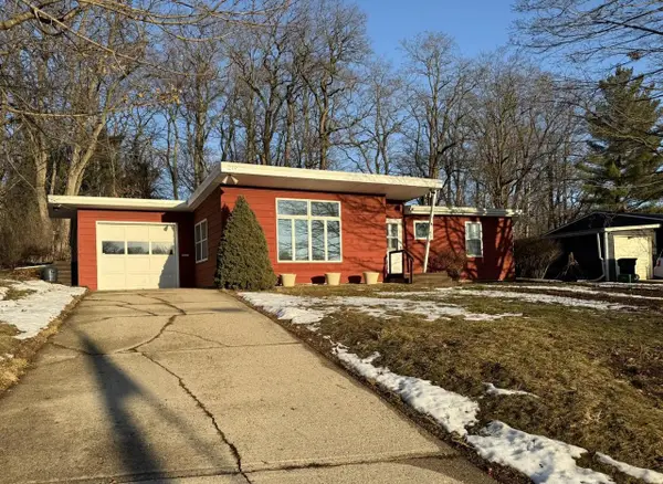 219 W Commerce Street, Mineral Point, WI 53565