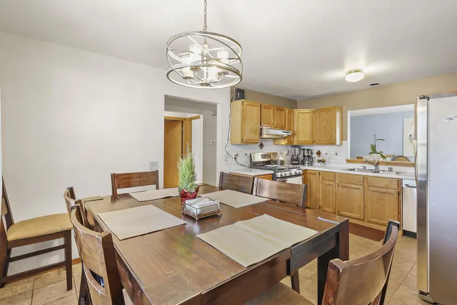 26 GERONIMO Circle, Madison, WI 53713 - Image #3
