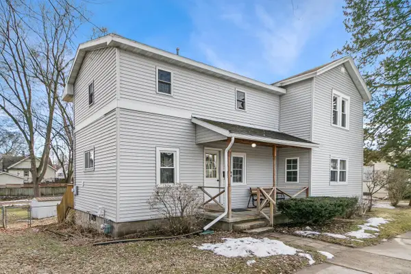 212 E Carroll Street, Portage, WI 53901
