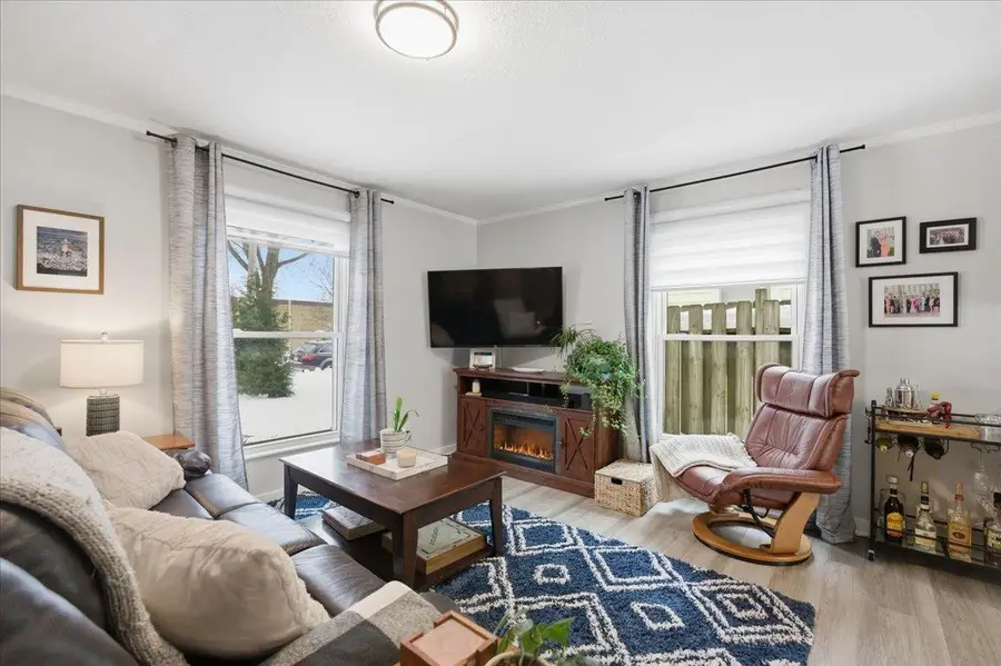 4218 Warwick Way, Madison, WI 53711 - Image #2