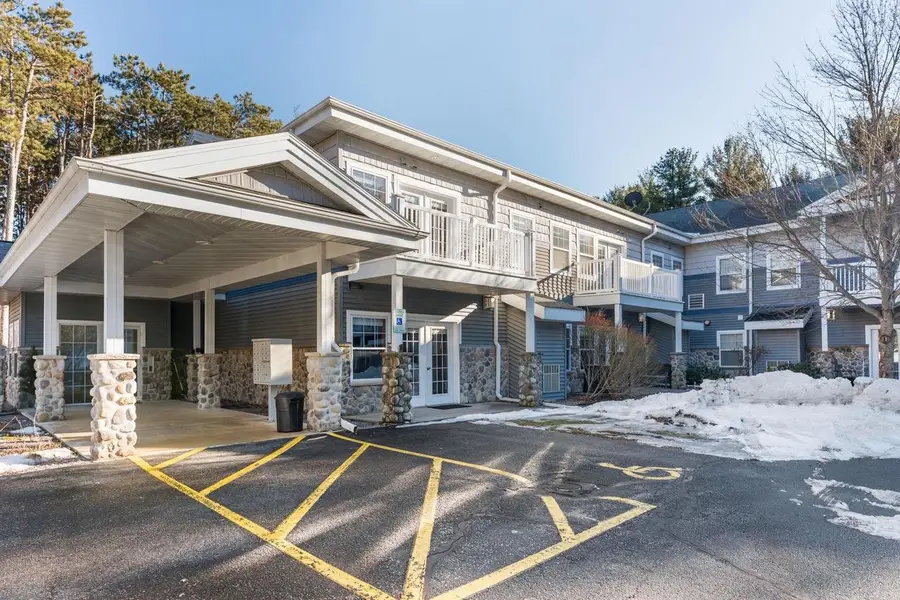 114 Pilgrim Drive #7, Wisconsin Dells, WI 53965 - Image #3