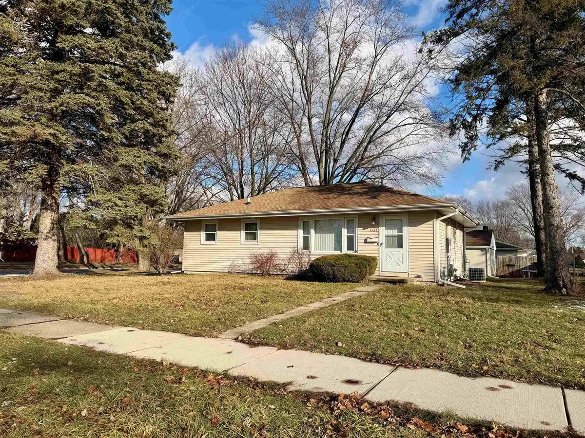 1934 Liberty Lane, Janesville, WI 53545 - #1