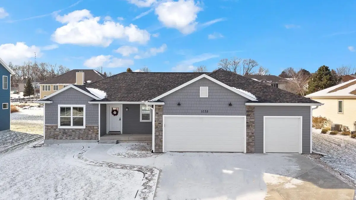 1035 Bluegrass Trail, Waterloo, WI 53594 - Image #1