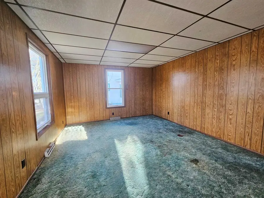 215 N Main Street, Reeseville, WI 53579 - Image #3