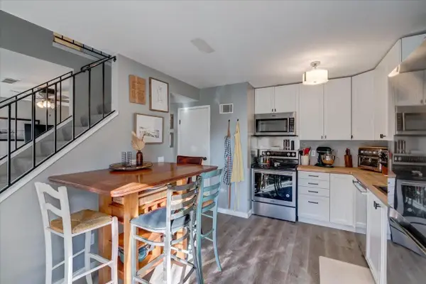 321 East Bluff, Madison, WI 53704