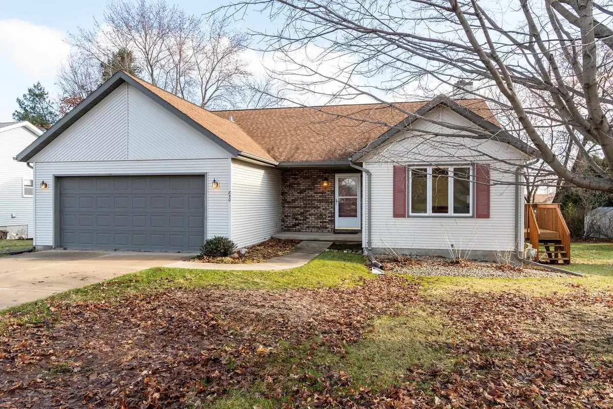 850 N Perry Parkway, Oregon, WI 53575 - Image #1