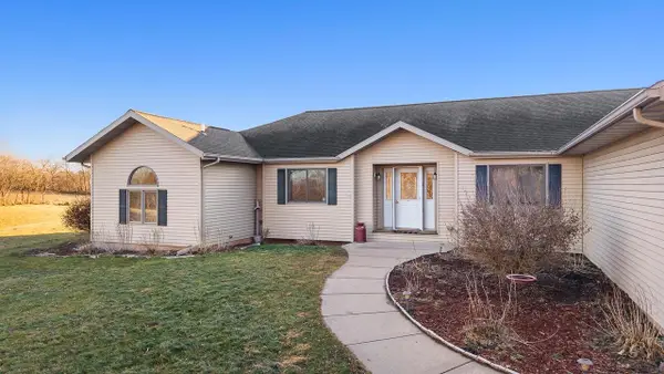 4415 Old Stone Road, Oregon, WI 53575