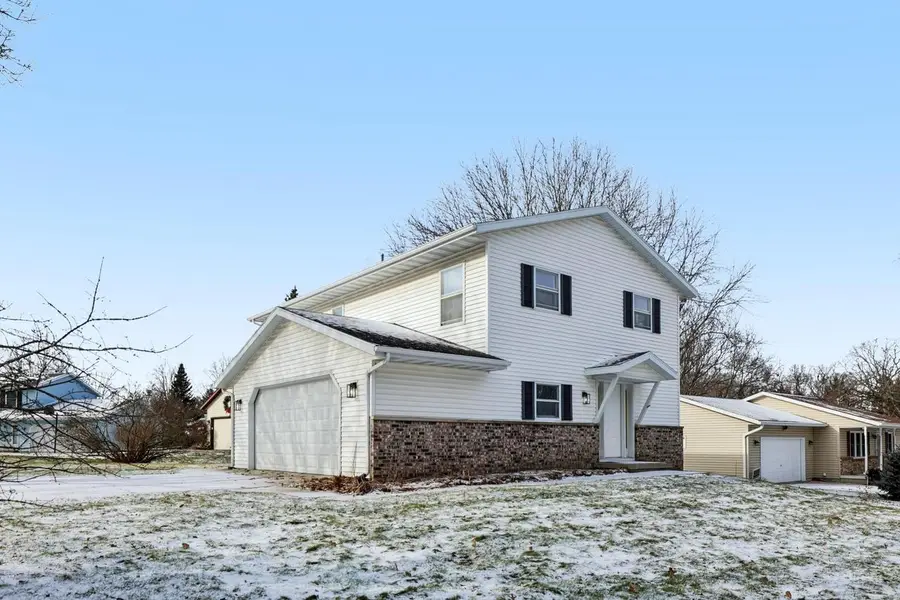 2 Hallows Circle, Madison, WI 53704 - Image #3