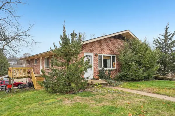 101-103 W Garfield Street, Mount Horeb, WI 53572