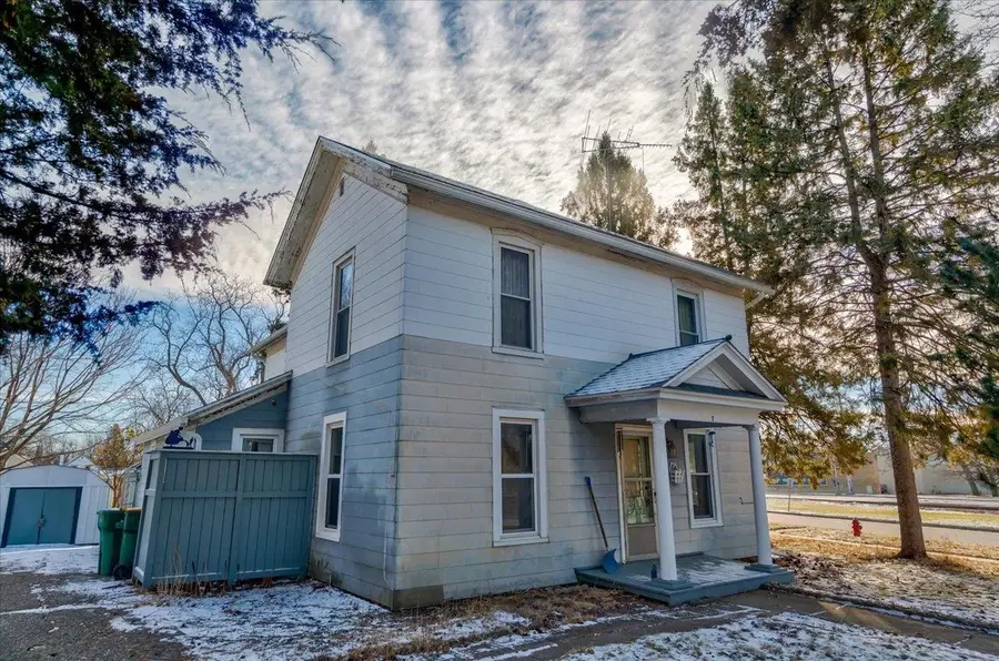 7 Head Street, Edgerton, WI 53534 - Image #2