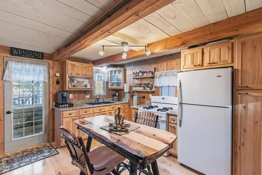 W8120 Eagle Court, Oxford, WI 53952 - #3