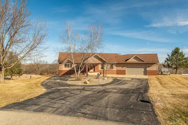 N8875 Blue Vista Lane, New Glarus, WI 53574