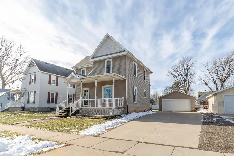 217 Williams Street, Cambria, WI 53923 - #2