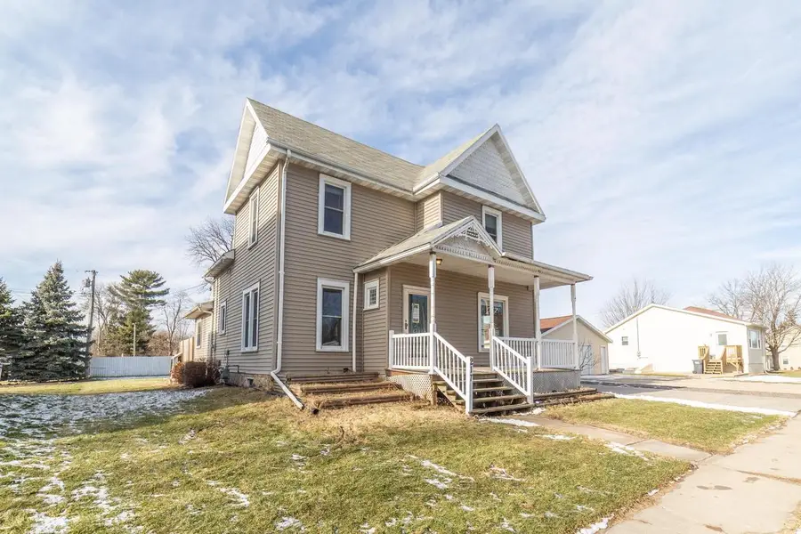 217 Williams Street, Cambria, WI 53923 - #3