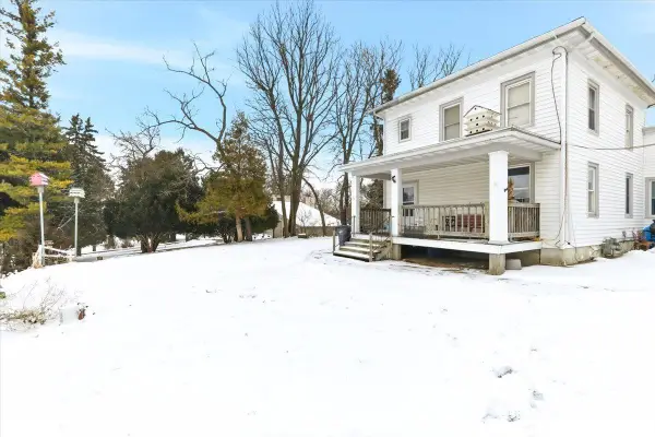 211 Valley Street, Horicon, WI 53032