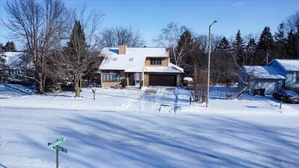 400 Old Indian Trail, Deforest, WI 53532