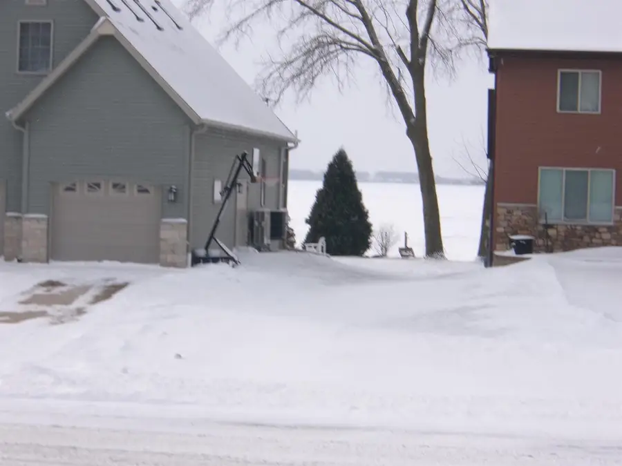 333 Starkweather Drive, Beaver Dam, WI 53916 - Image #2