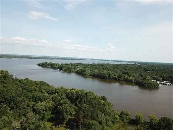 W5523 Windover Court, New Lisbon, WI 53950