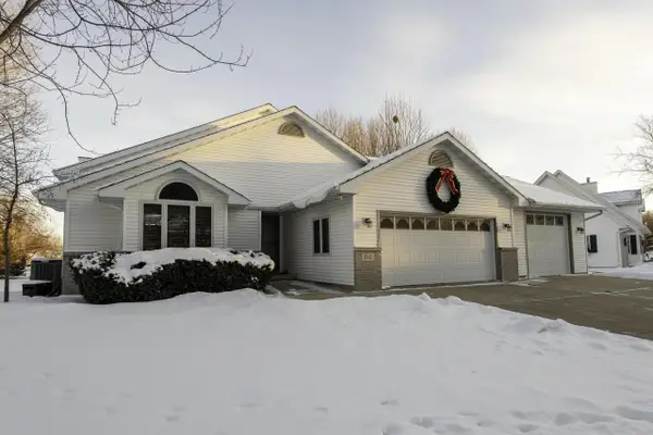 212 Yarrow Hill Drive, Cottage Grove, WI 53527