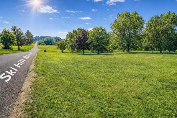 L1 Ski Hill Road, Reedsburg, WI 53959