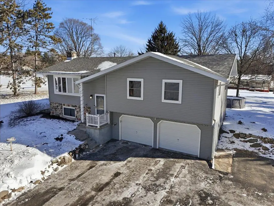 2817 Spring Hill Drive, Stoughton, WI 53589 - Image #3