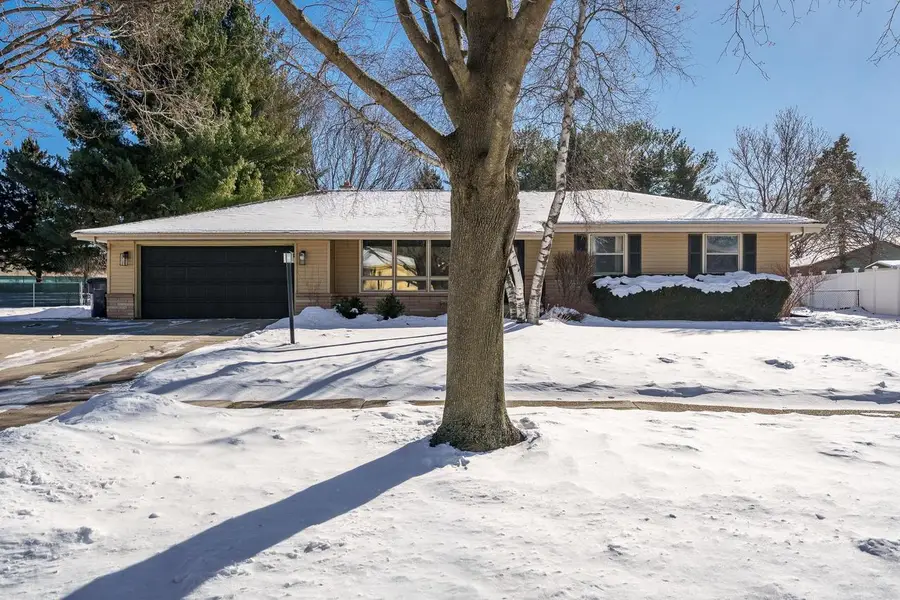 2910 Rutledge Avenue, Janesville, WI 53545 - Image #2