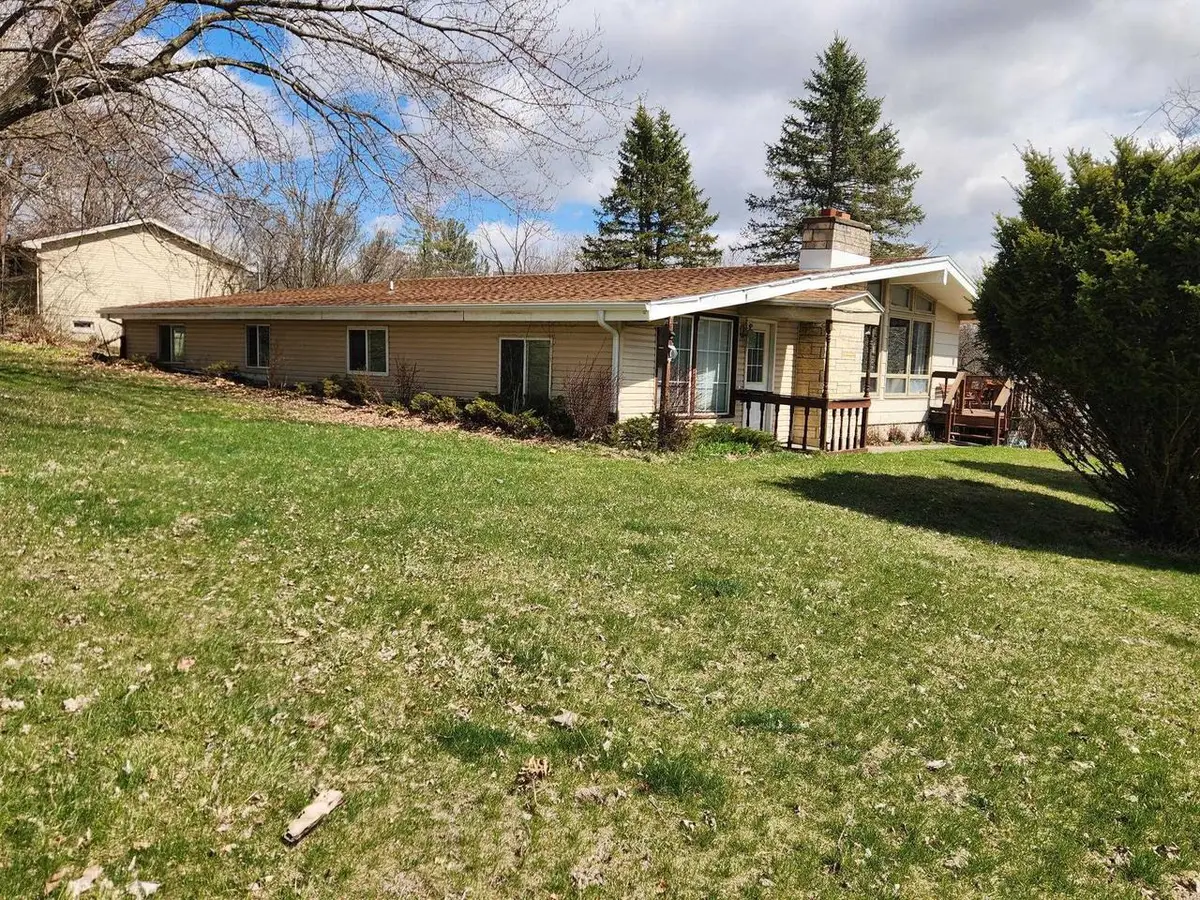 170 College Drive, Platteville, WI 53818 - #1