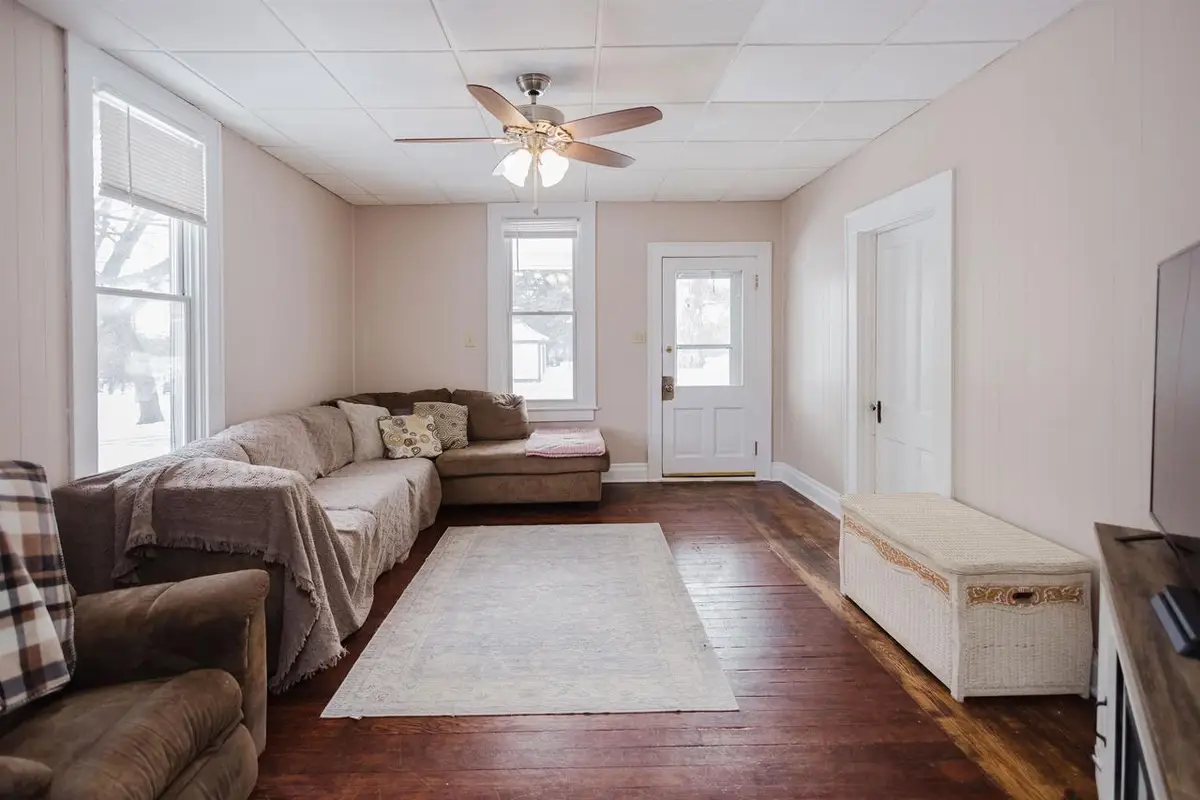 225 Washington Street, Mineral Point, WI 53565 - #1