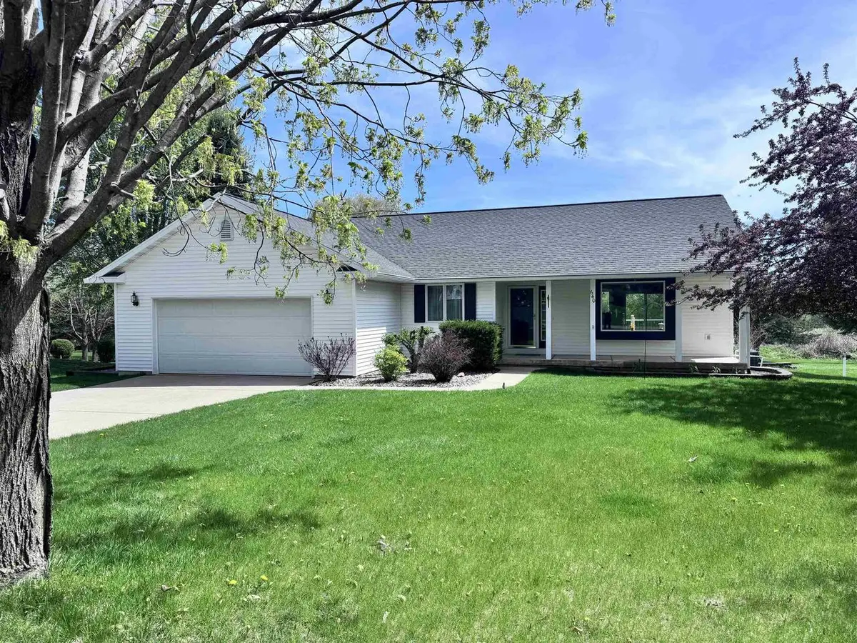 640 Mooreland Circle, Portage, WI 53901 - #1