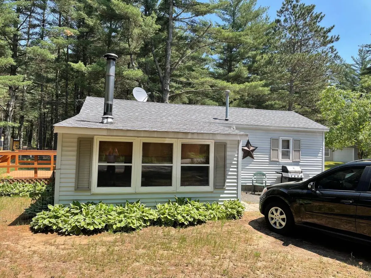 932 10th Avenue, Hancock, WI 54943 - #1