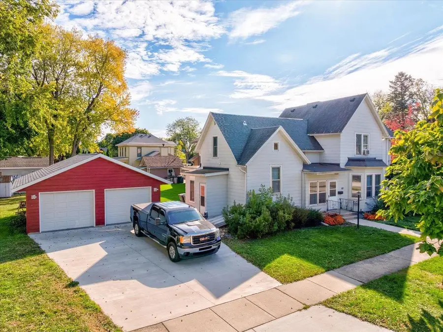 105 Harrison Street, Stoughton, WI 53589 - #3