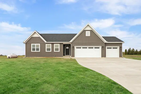 N6285 Blarney Stone Drive, Albany, WI 53520