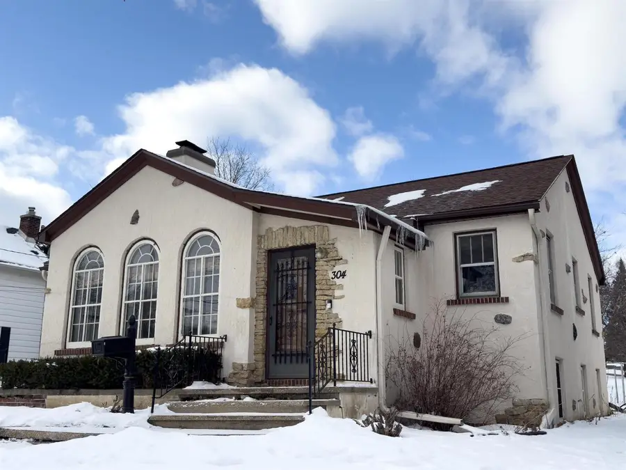 304 Randolph Street, Edgerton, WI 53534 - #2