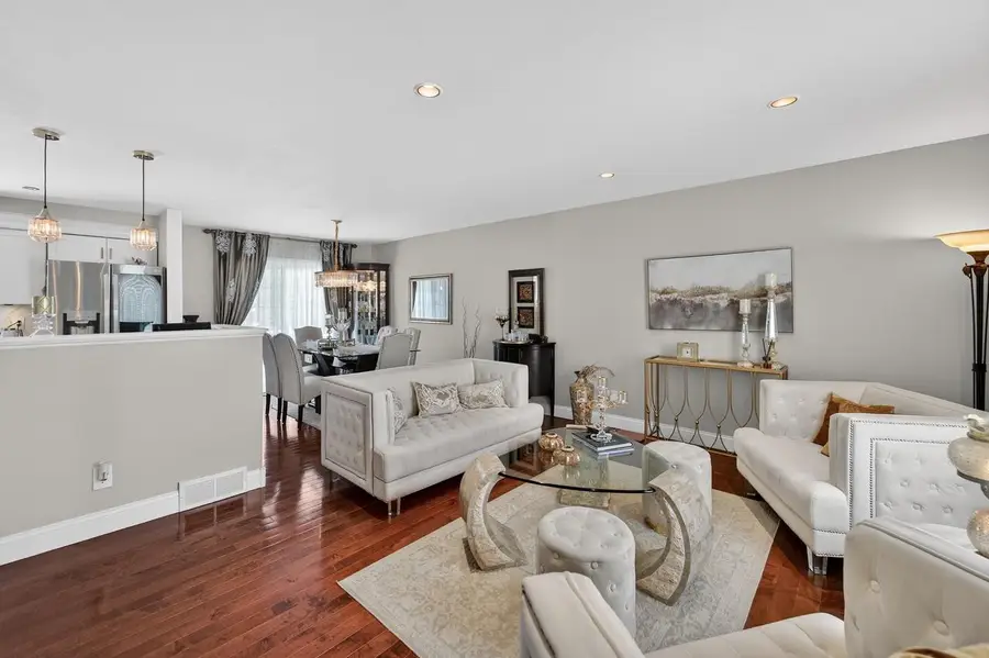 10 Sandy Court, Madison, WI 53717 - #3