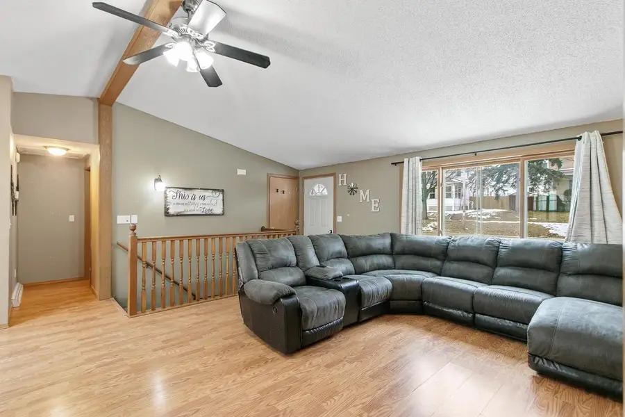 614 W Pleasant Street, Portage, WI 53901 - #2