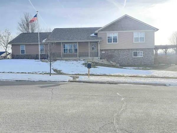 901 Blue Mounds Street, Mount Horeb, WI 53572