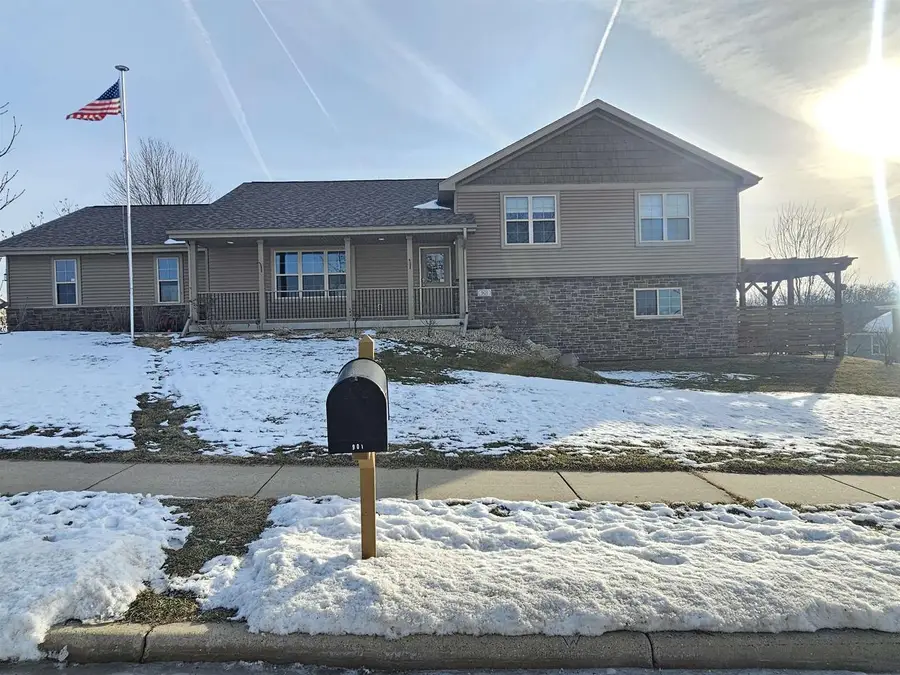 901 Blue Mounds Street, Mount Horeb, WI 53572 - Image #3