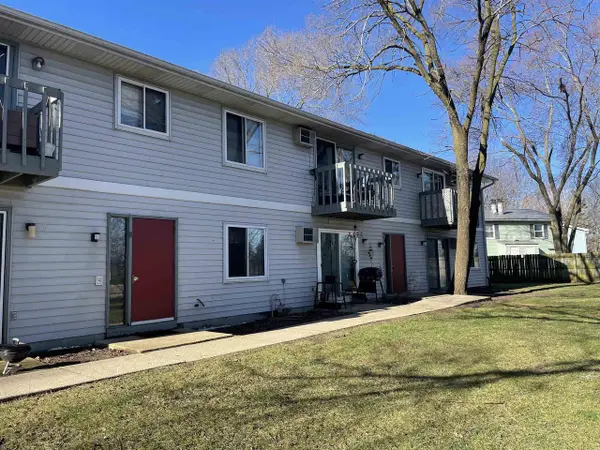 914 Oak Street, Madison, WI 53704