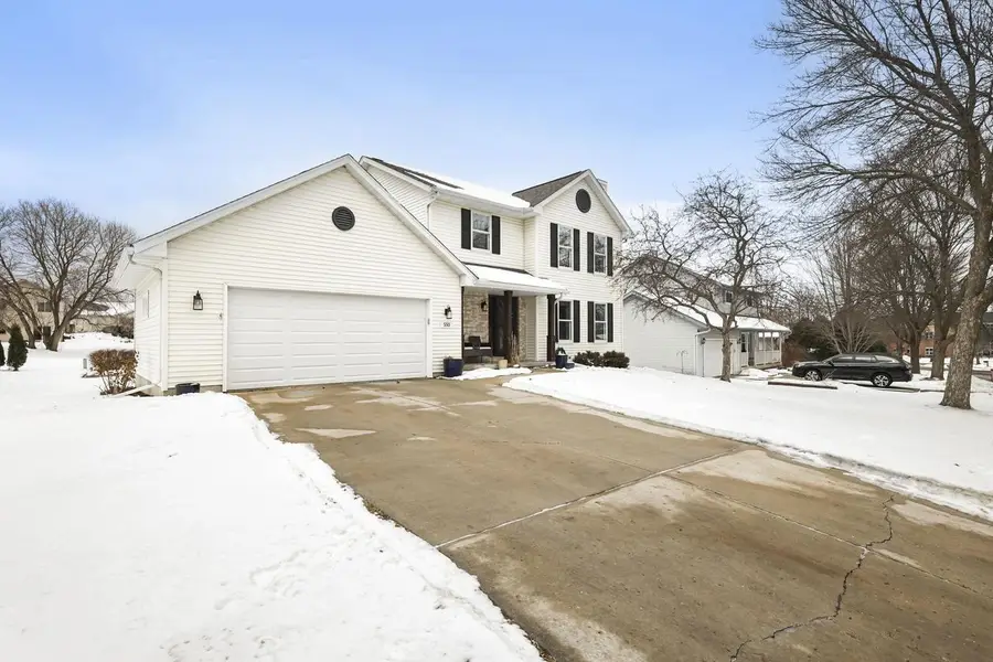 550 N Heatherstone Drive, Sun Prairie, WI 53590 - #2
