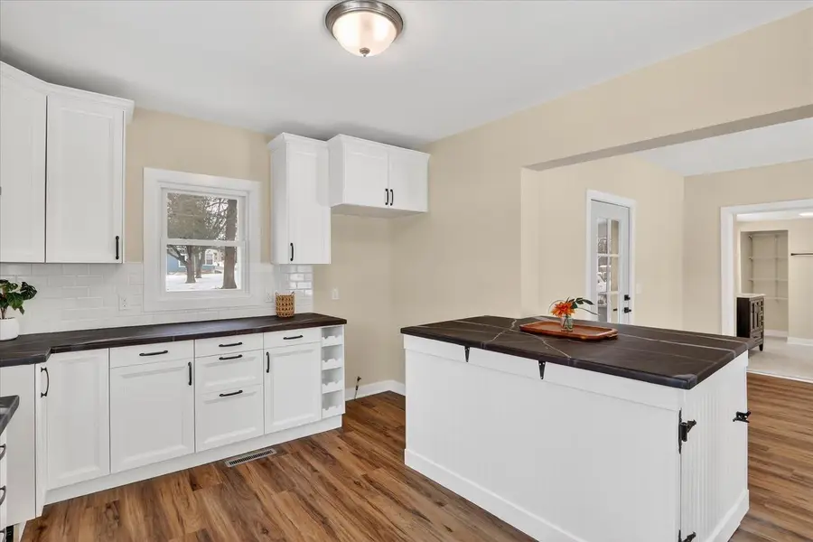 23 N 4th Street, Evansville, WI 53536 - Image #3