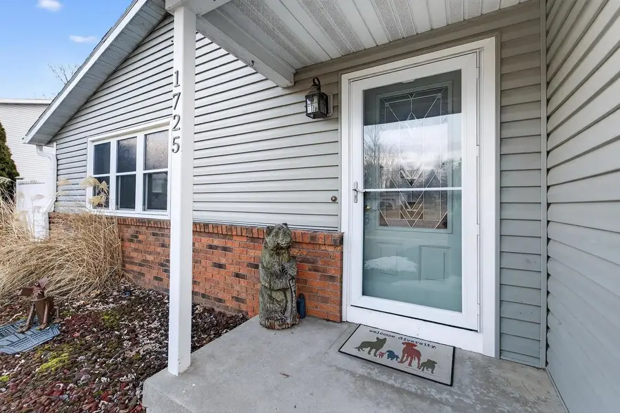 1725 Jackson Street, Stoughton, WI 53589 - #2