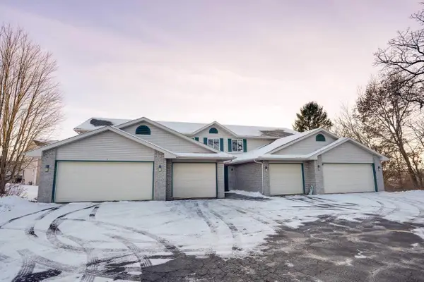 435 Bowlavard Avenue #7, Belleville, WI 53508