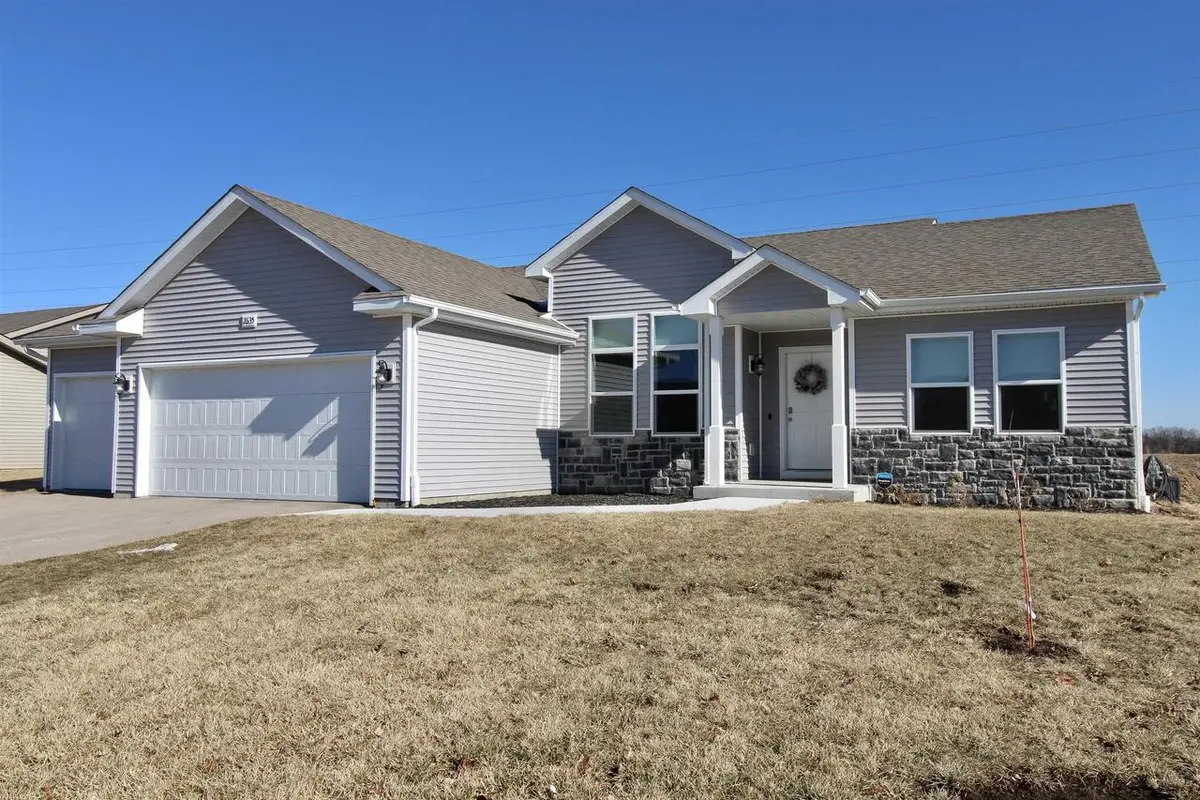 2635 S Claremont Drive, Beloit, WI 53511 - #1